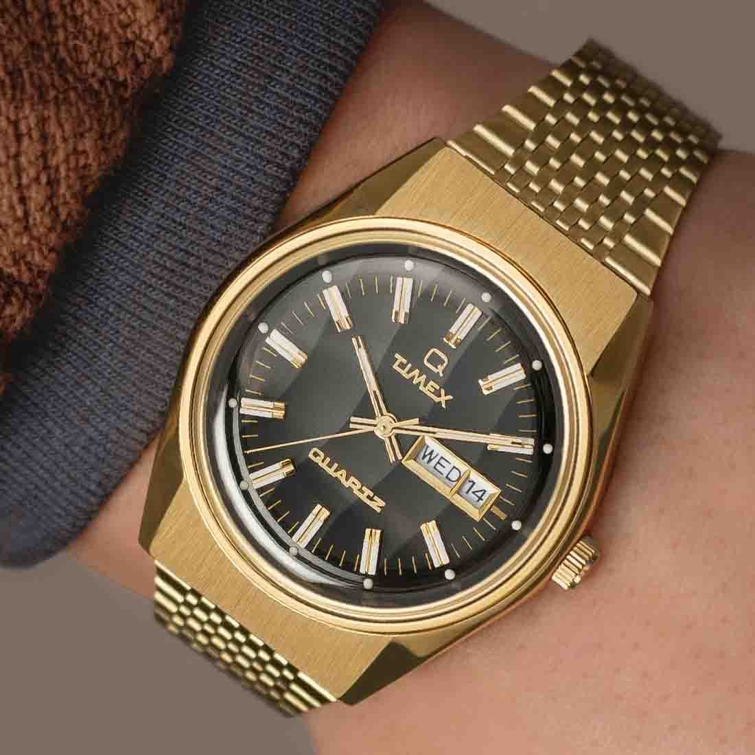 Timex Q Falcon Eye 38mm Black Gold - Image 7